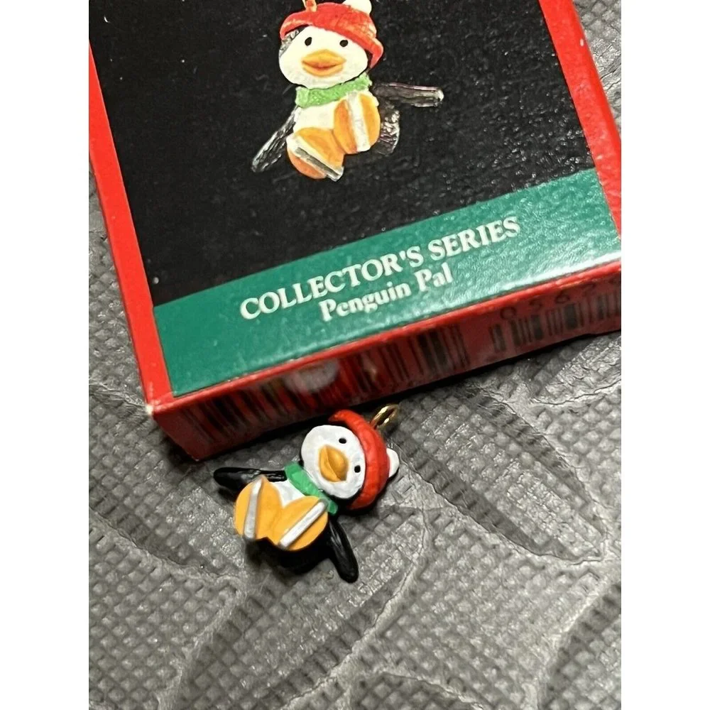 Hallmark 1988 penguin